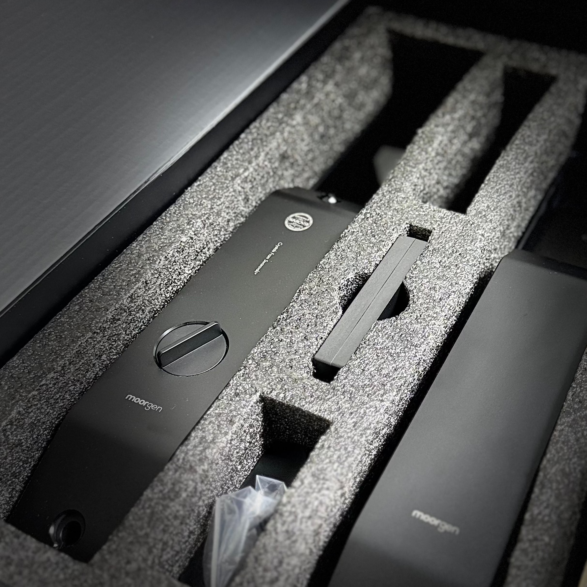 T9 Swarovski Moorgen Smart Lock - Mica Black